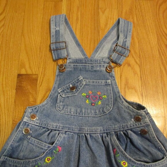 SONOMA GIRL'S SIZ 5 DRESS DENIM OVERALLS SUNDRESS JUMPER HEART FLORAL EMBROIDERY - Picture 3 of 11